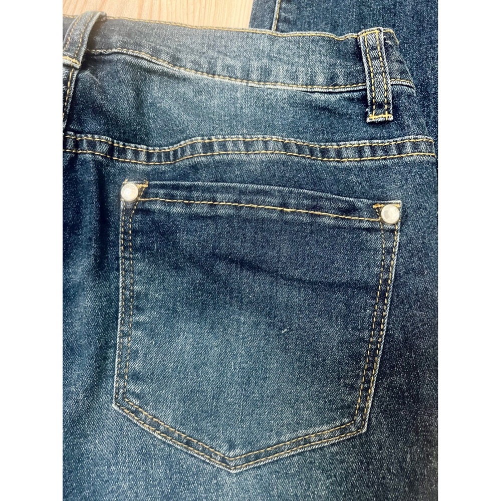 Venus Womens Skinny Jeans Dark Wash Gemstone Button Rhinestone Detailing Size 8 - Picture 5 of 5